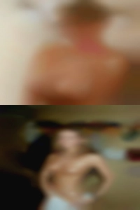 Pamguadarrama, in the shower naked